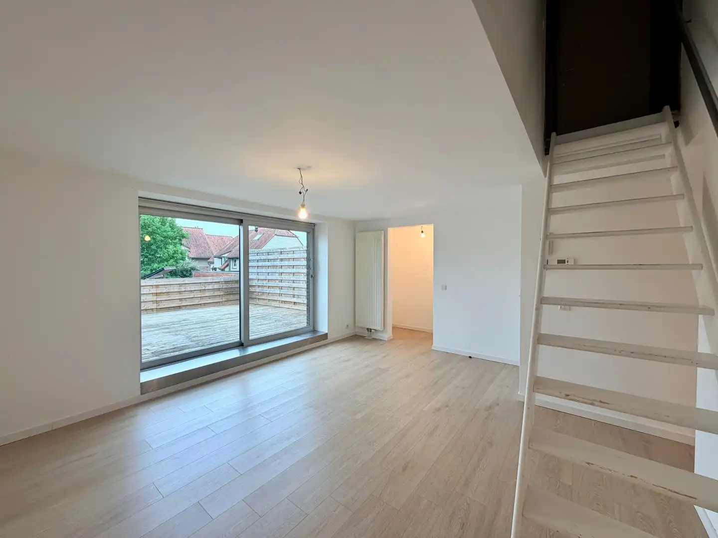Instapklaar duplex-appartement met 2 slaapkamers & zonnig terras in Moorslede! foto 7