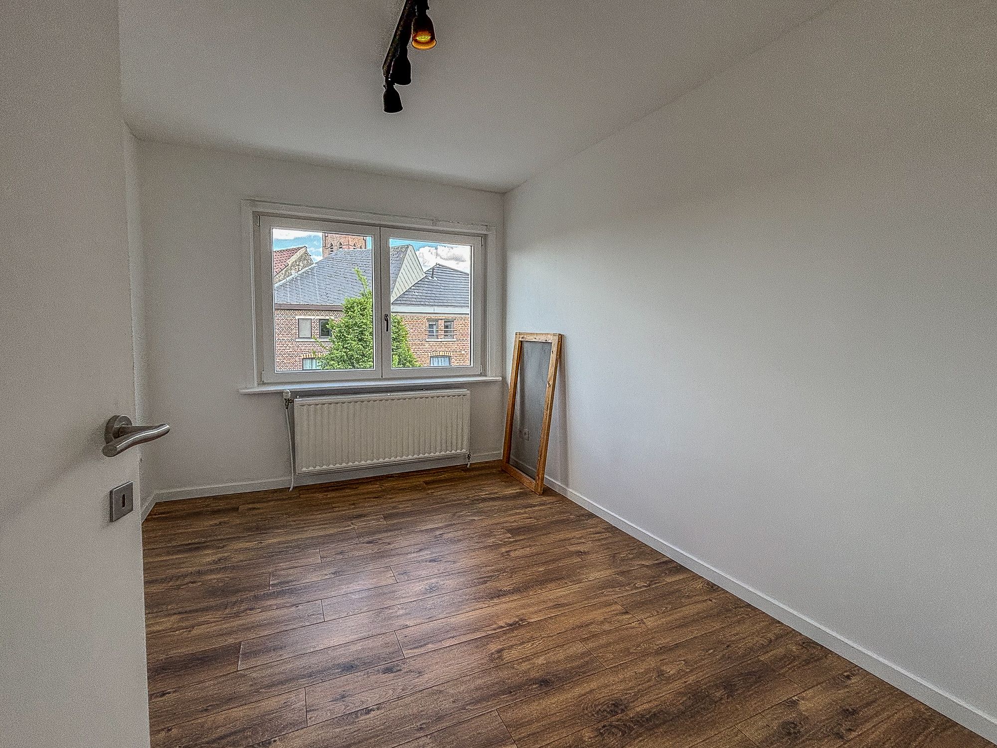 Lichtrijk appartement met terras foto 7
