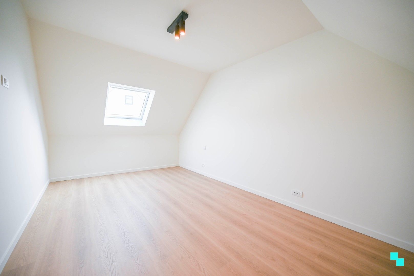 Ruime nieuwbouwwoning vlakbij het centrum van Wielsbeke foto 13