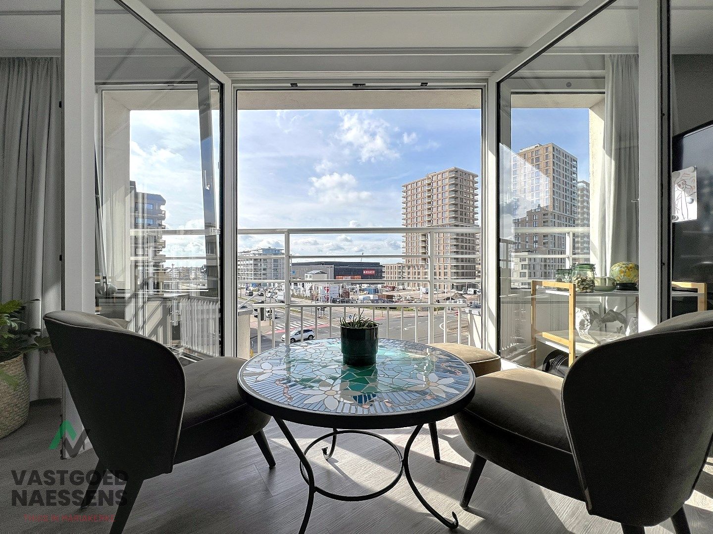 Appartement te koop Troonstraat 81 -/0305 - 8400 Oostende