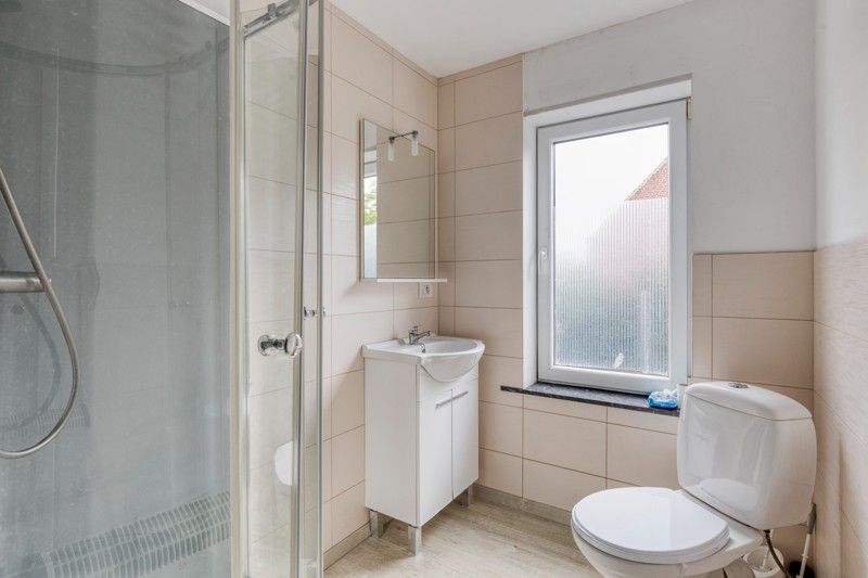 Commercieel pand met woonst en feestzaal op zichtbare locatie te Tielt 🏠 foto 9