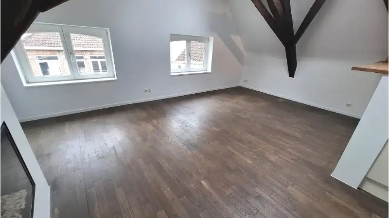 Comfortabel Dakappartement in Loft-stijl te huur in Brugge foto 2