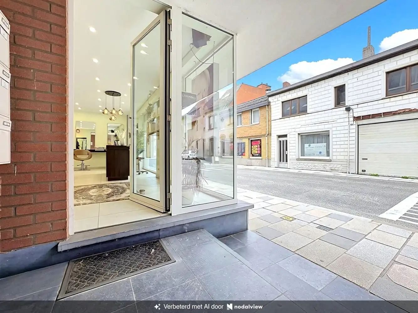 Unieke Investeringsopportuniteit: Commercieel gelijkvloers handelspand (160m²) in hartje Sint-Lievens-Houtem foto 6