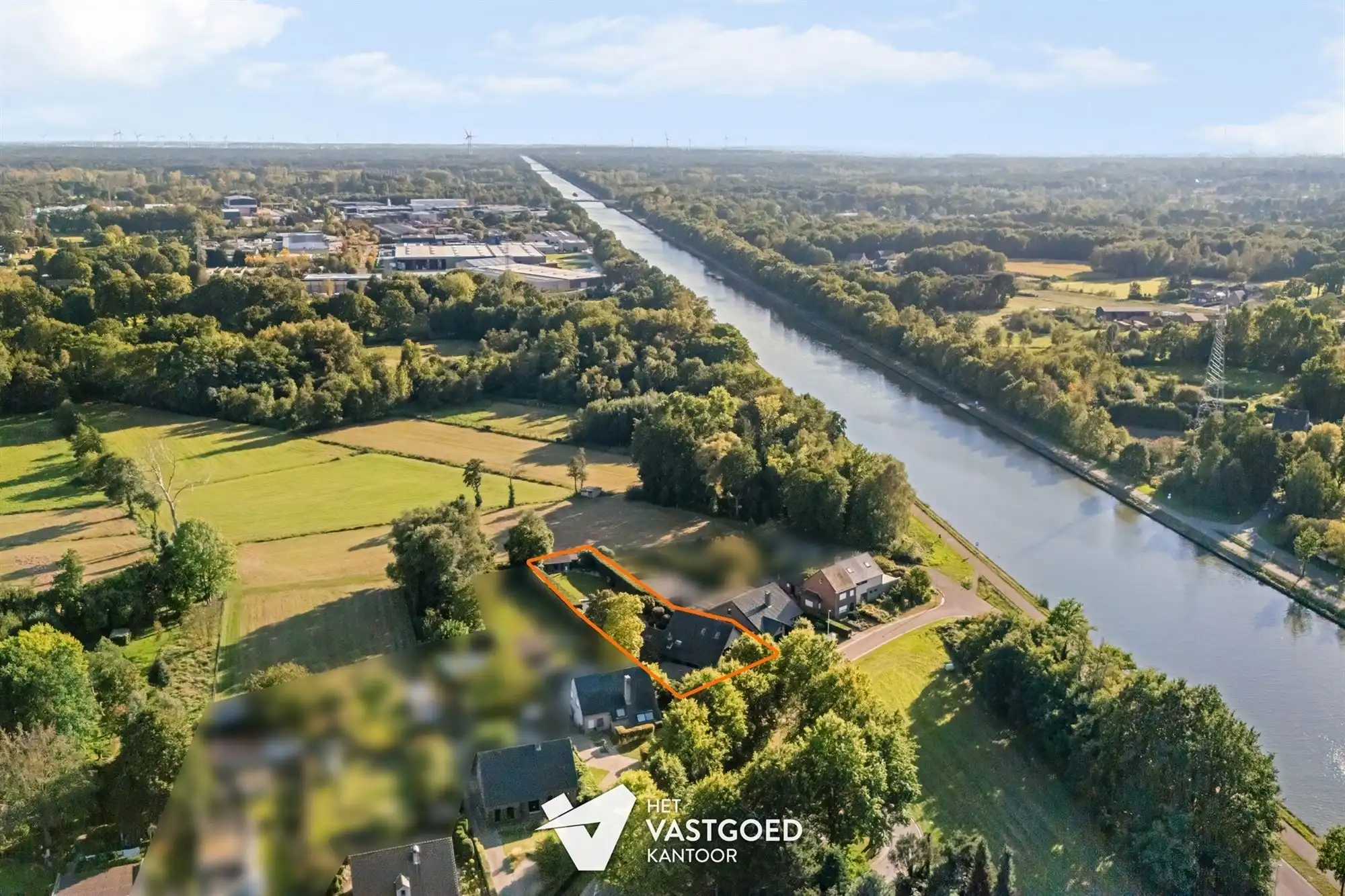 ZEER RUIME, GERENOVEERDE WONING OP TOP-LIGGING! foto 47