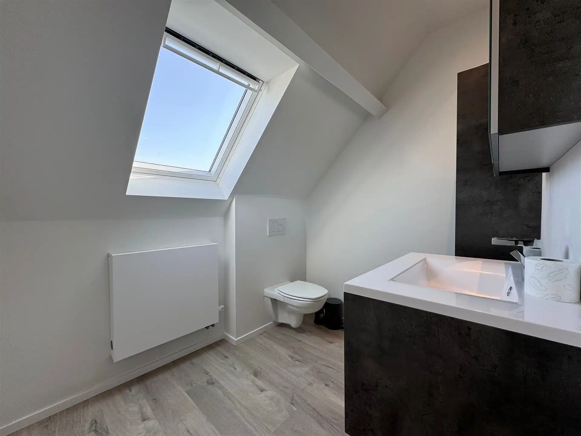 Moderne energiezuinige 3 slaapkamer woning met tuin en staanplaats. foto 24