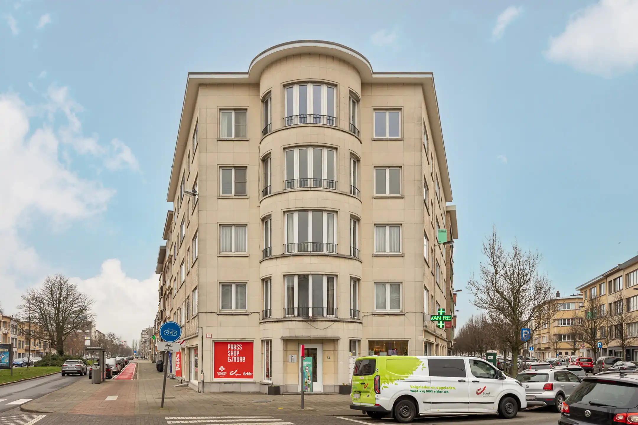 ANTWERPEN - Ruim en lichtrijk appartement met 3 sk en 2 bk foto 3