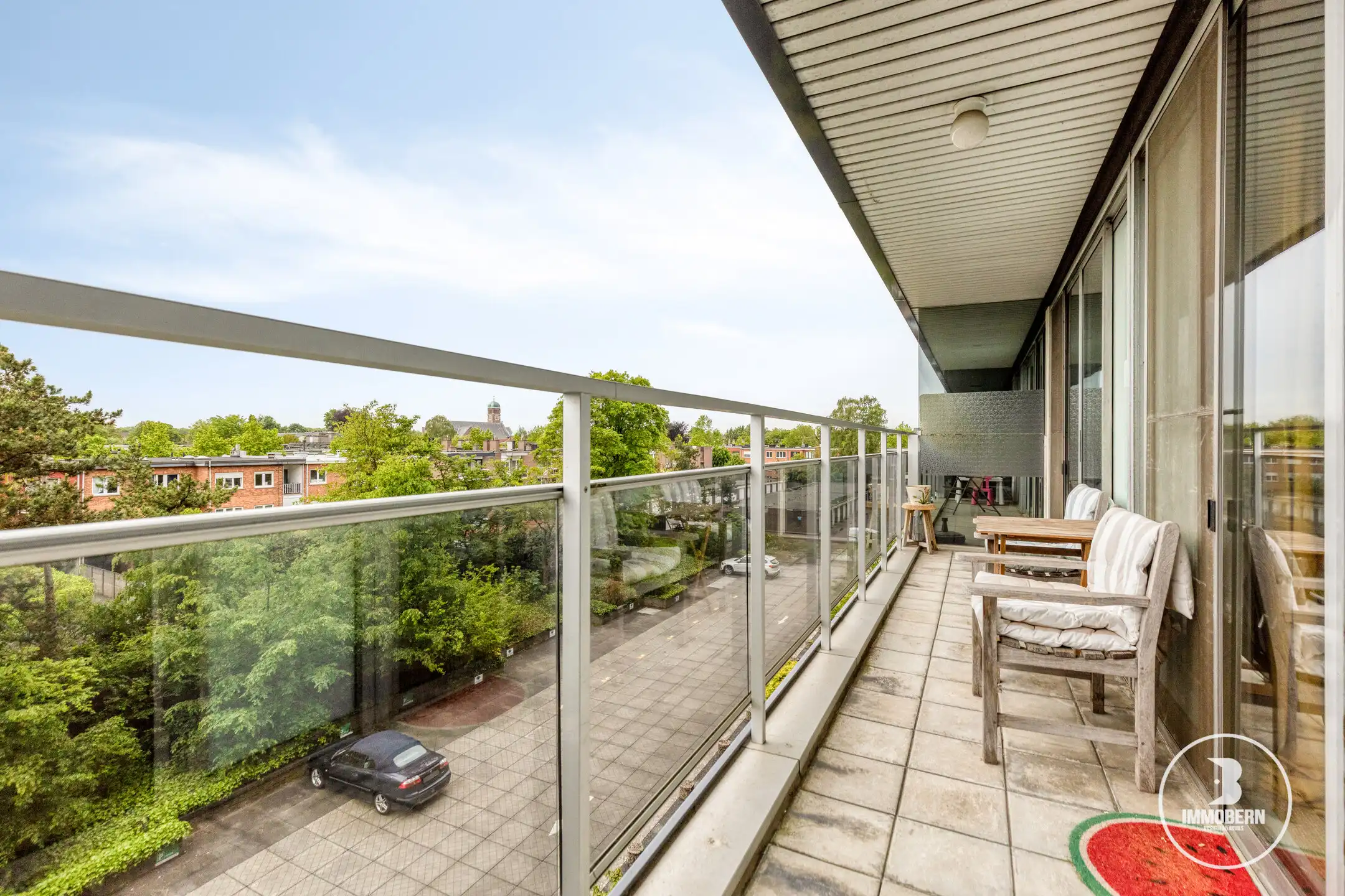 Ruim appartement met 2 terrassen en autostaanplaats foto 7