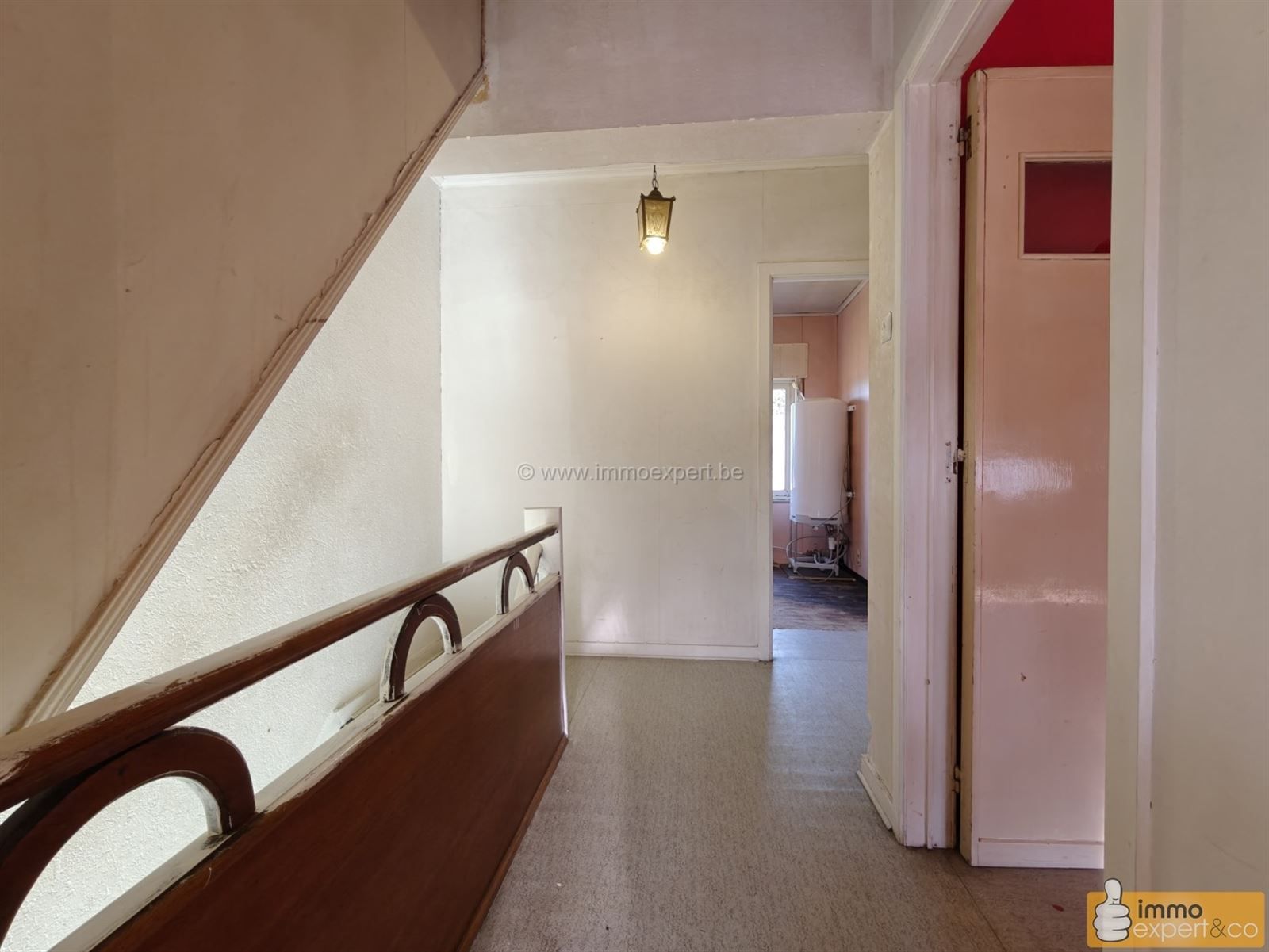 LIEDEKERKE: Landelijk gelegen te renoveren woning foto 14