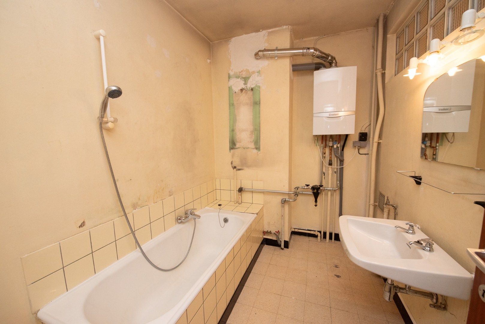 BEL-ETAGE appartement vlakbij het station van Gent foto 7