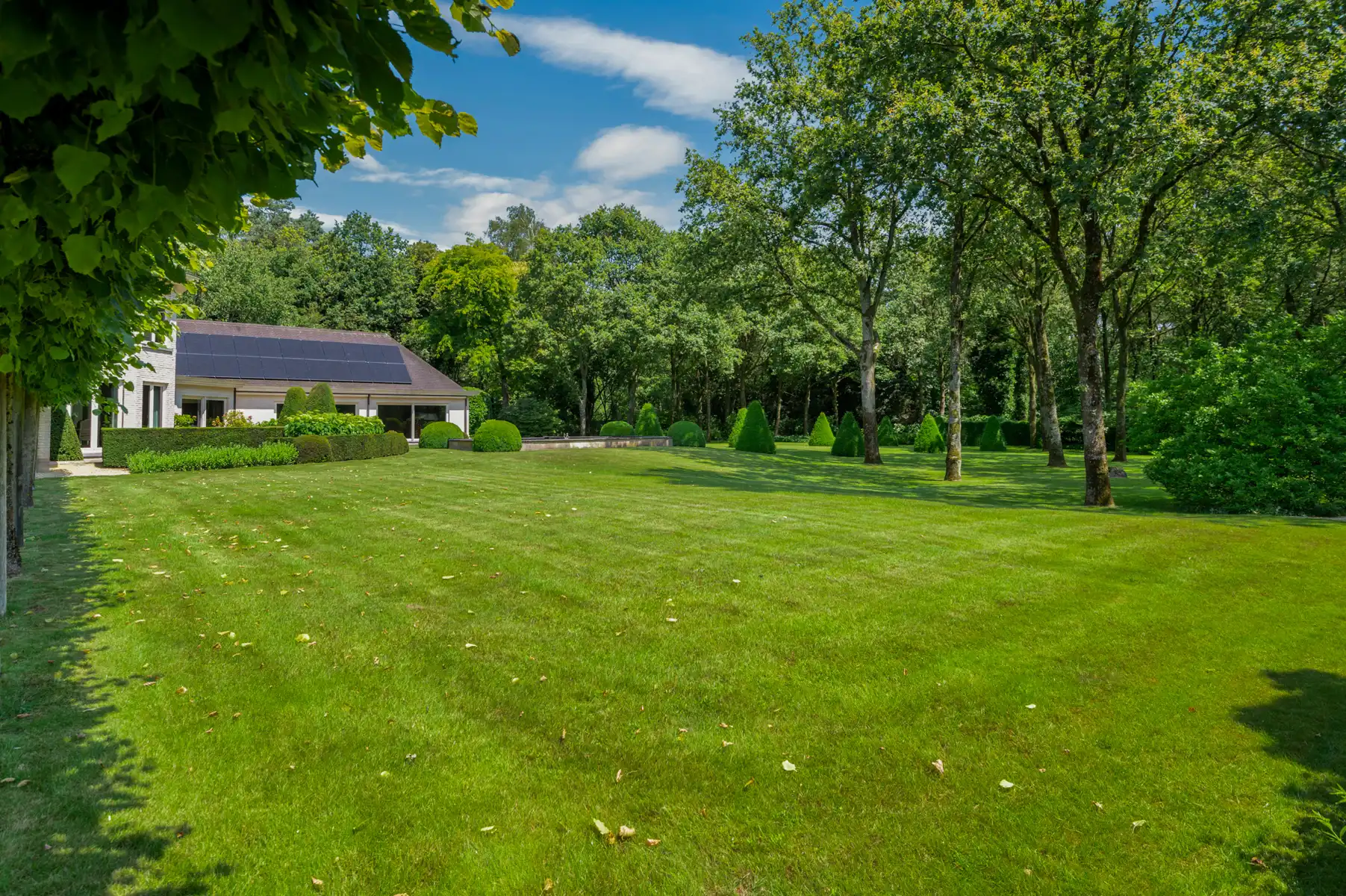 Ruime villa met binnenzwembad, EPC B en 5 slpk in Brasschaat foto 65
