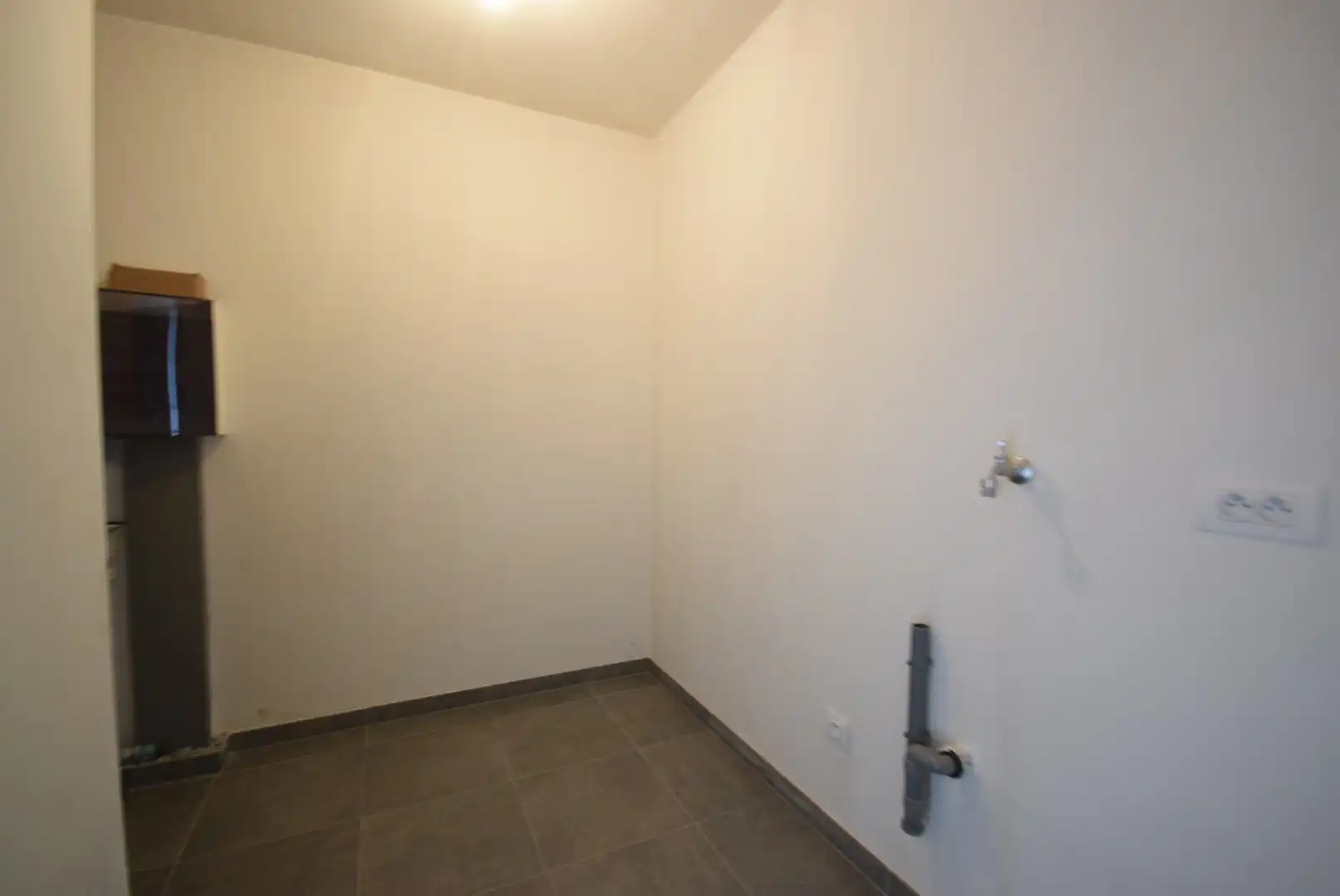 Recent duplexappartement met ruim terras in hartje Lichtervelde foto 11