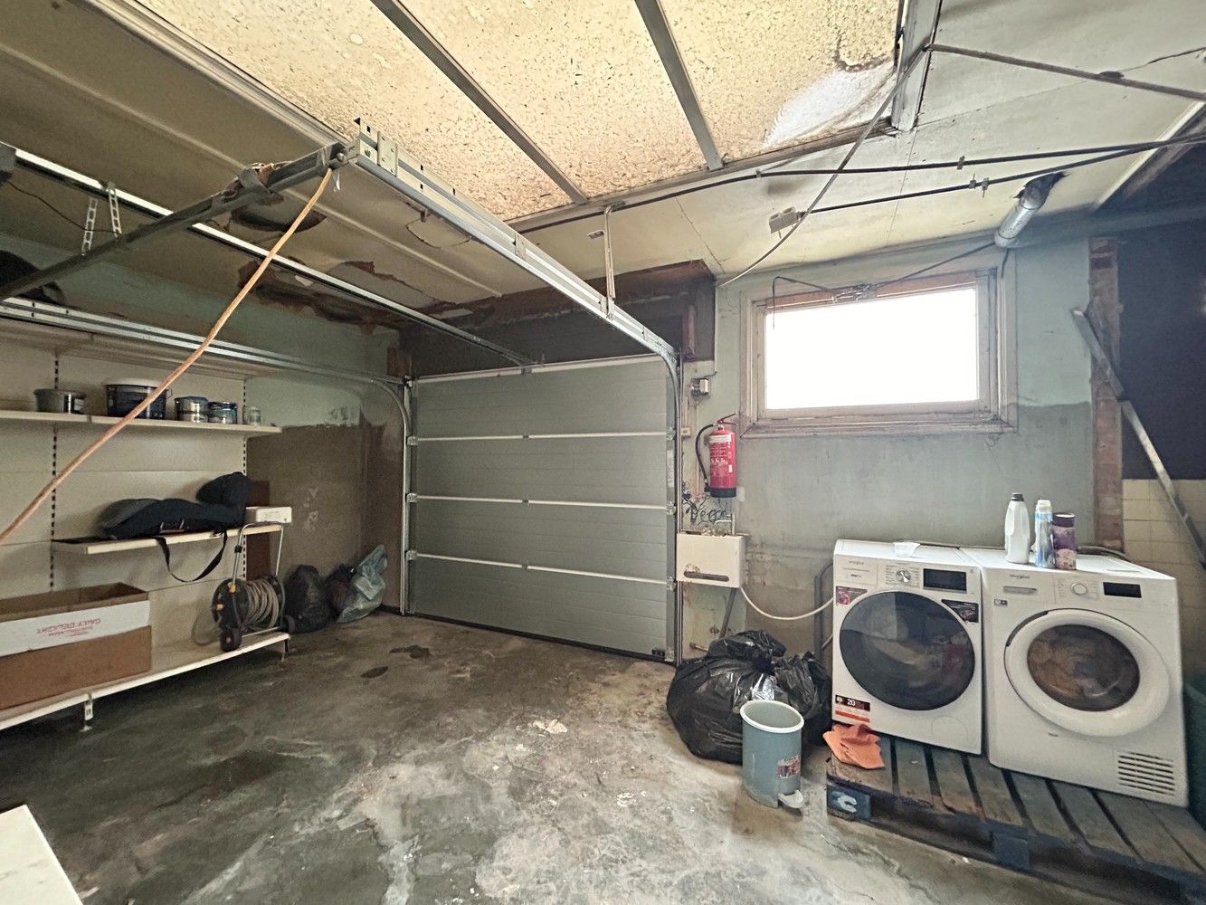 Hoekwoning met 4 slaapkamers en 2 badkamers foto 6