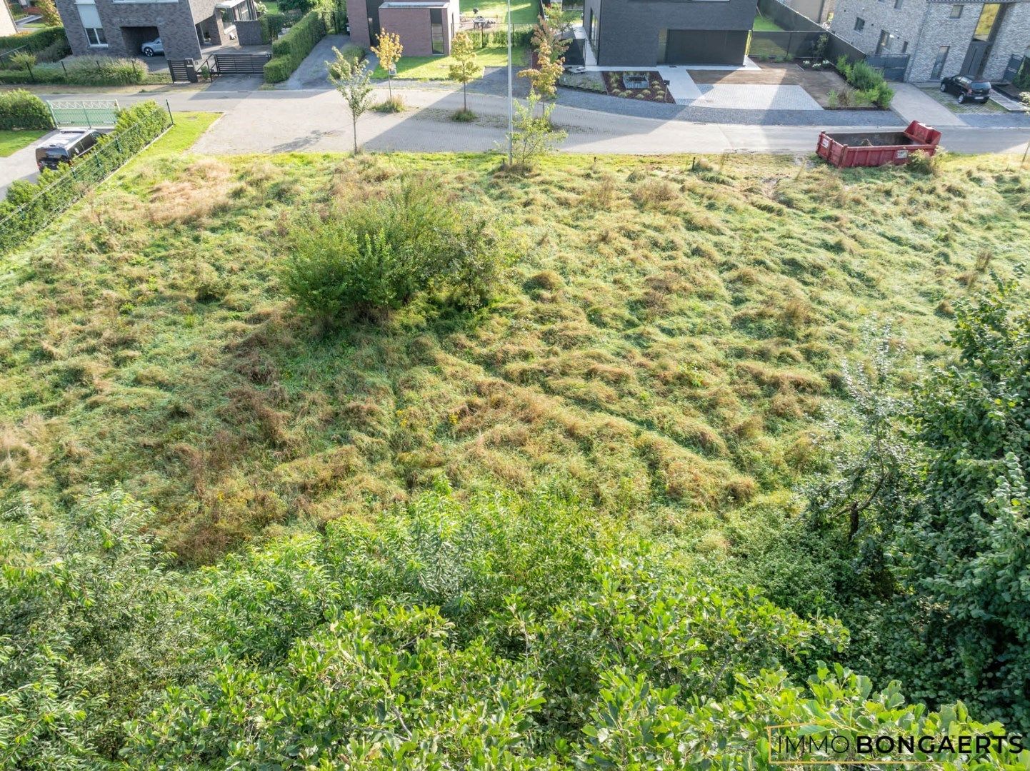 Halfopen bouwgrond op een rustige locatie foto 12