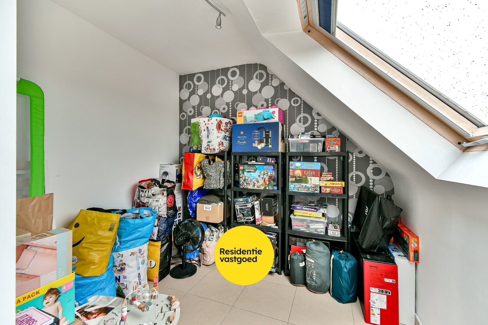 Opbrengsteigendom met 3 appartementen en 3 garages foto 24