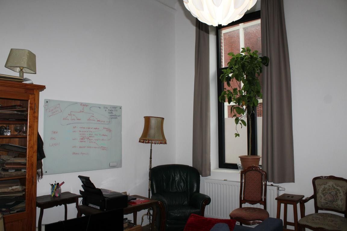 Ruime appartement met tuin foto 8