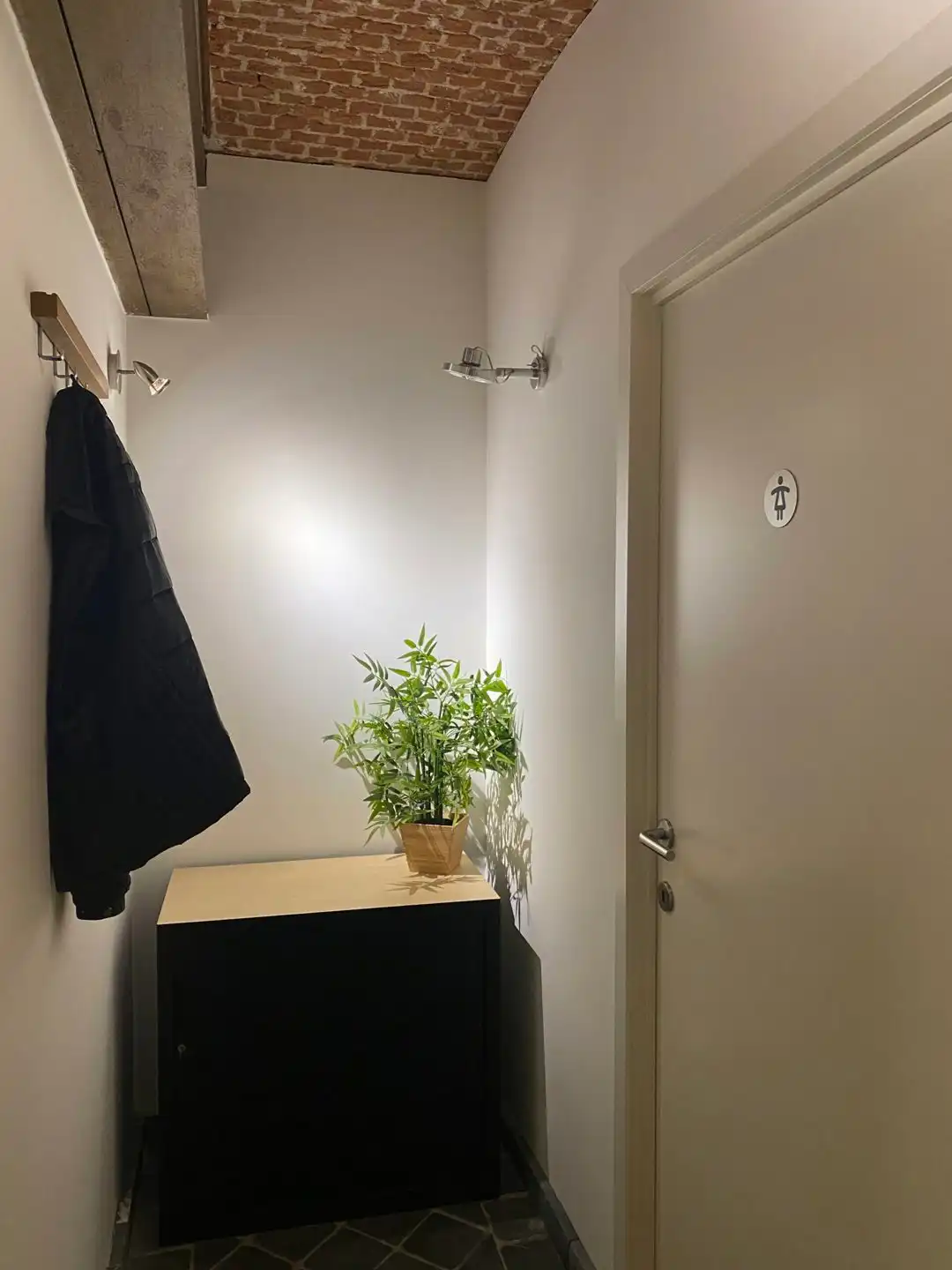 TE HUUR KantooLoftkantoor 350 m² in pakhuis Entrepot du Soleil, Antwerpen   foto 5