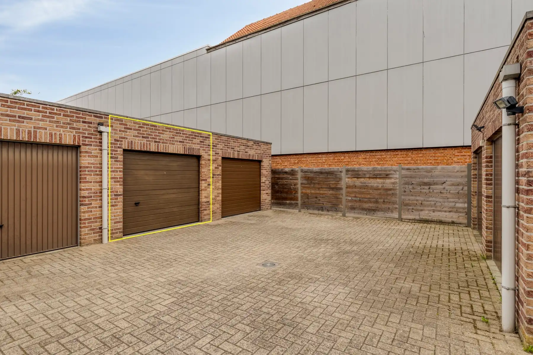 Ruim duplexappartement met 3 slaapkamers in Wommelgem. foto 27