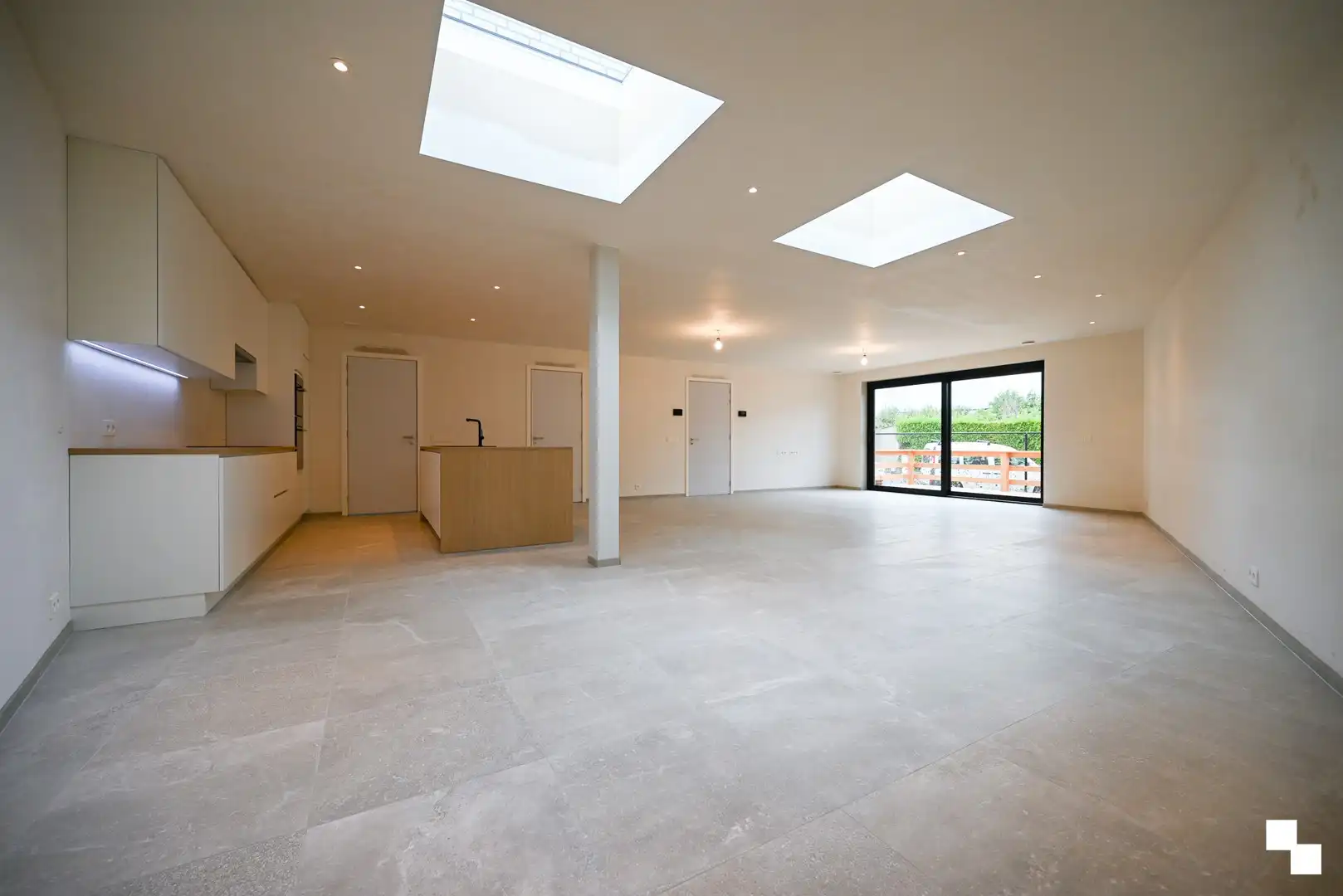 Uitzonderlijk ruime nieuwbouwwoning te Izegem foto 5