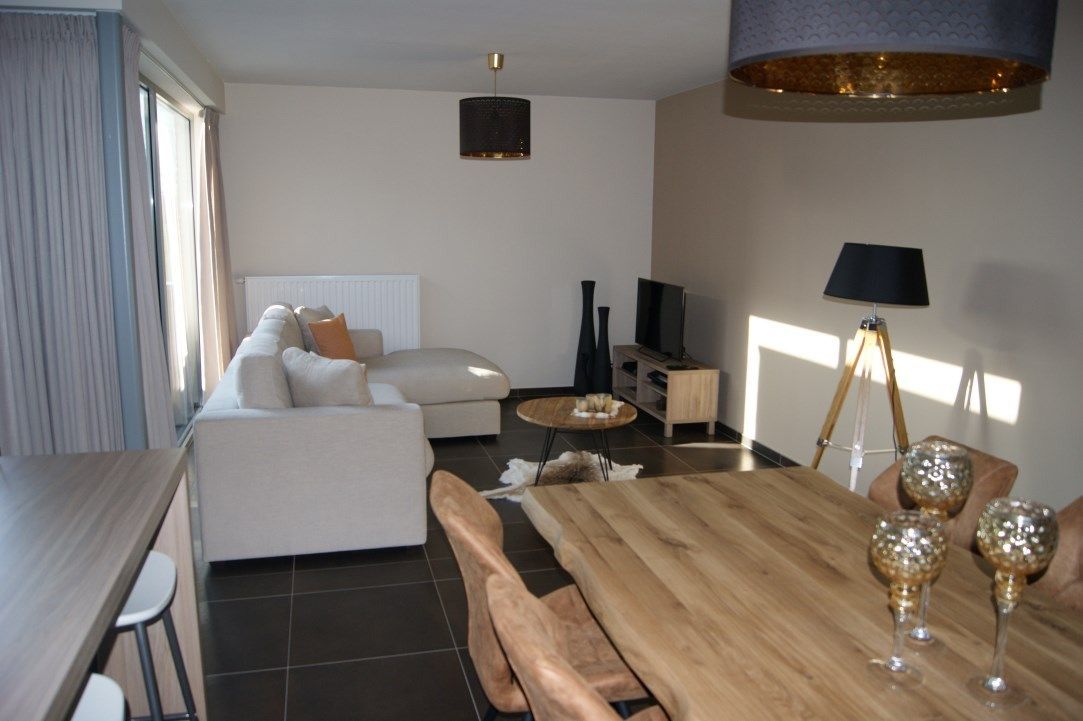 Lichtrijk 2-slp appartement (90 m²) met ruim zonneterras en autostaanplaats. foto 26