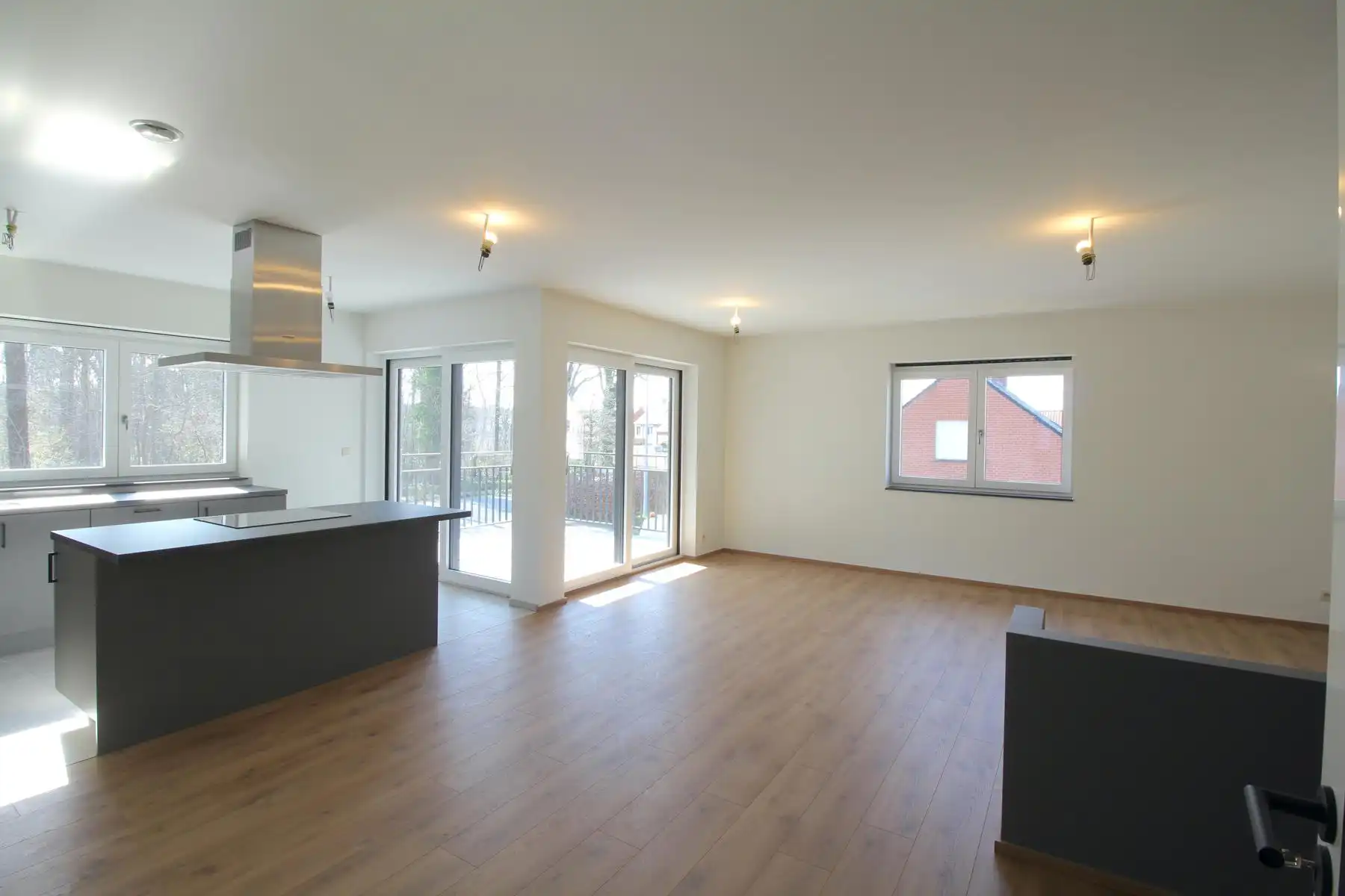 Nieuwbouwappartement (1ste V) met 2 slaapkamers en zonneterras foto 3