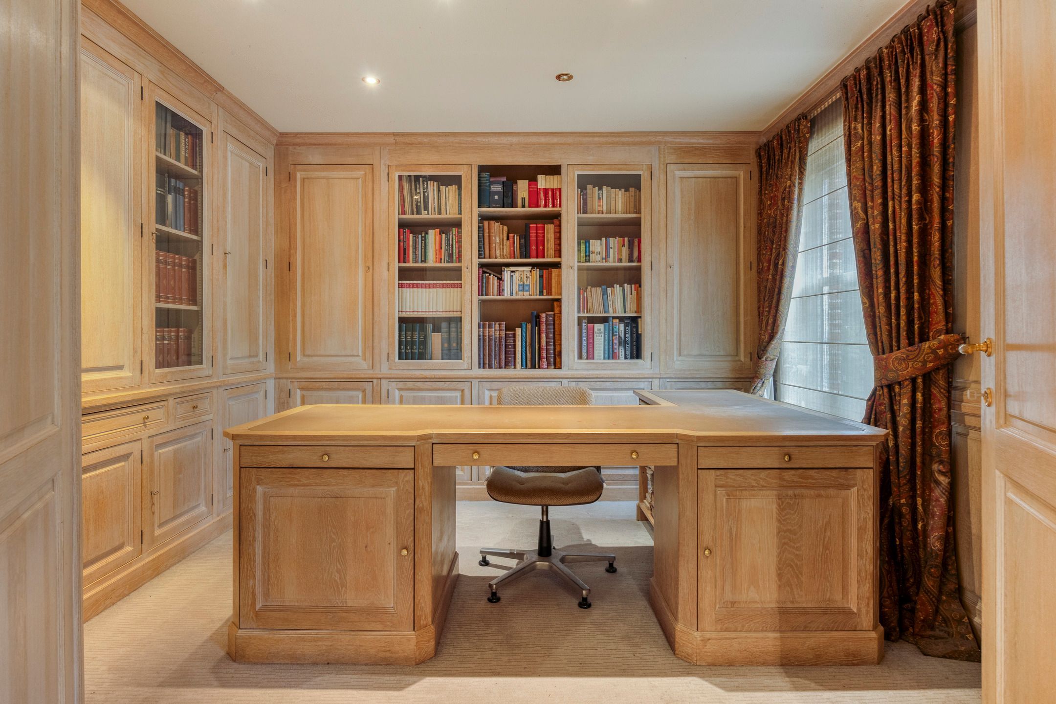 Klassevolle villa: wonen in een oase van ruimte en rust foto 14