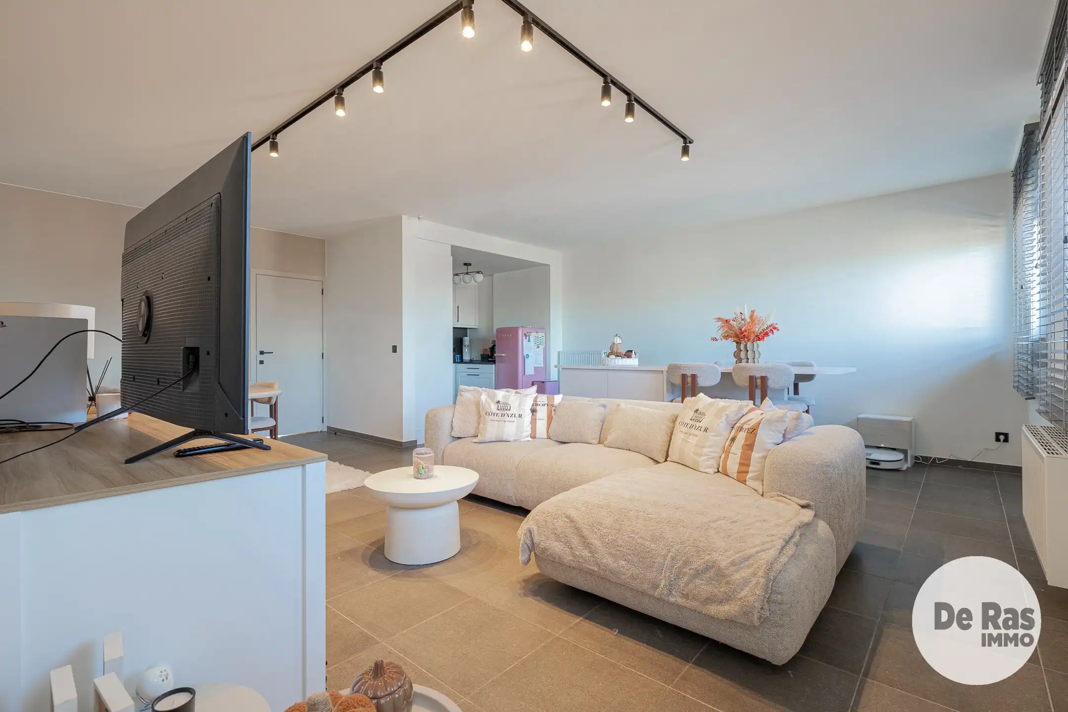 HERZELE - Recent appartement met 2 slpks, pal in het centrum foto 4