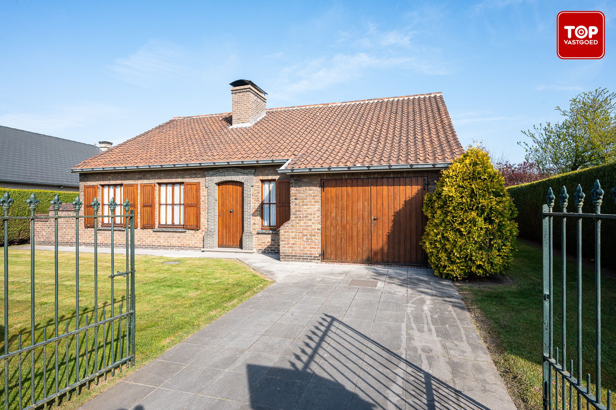 Open bebouwing met karakter en potentieel – 3 slaapkamers en ruime tuin. foto 2