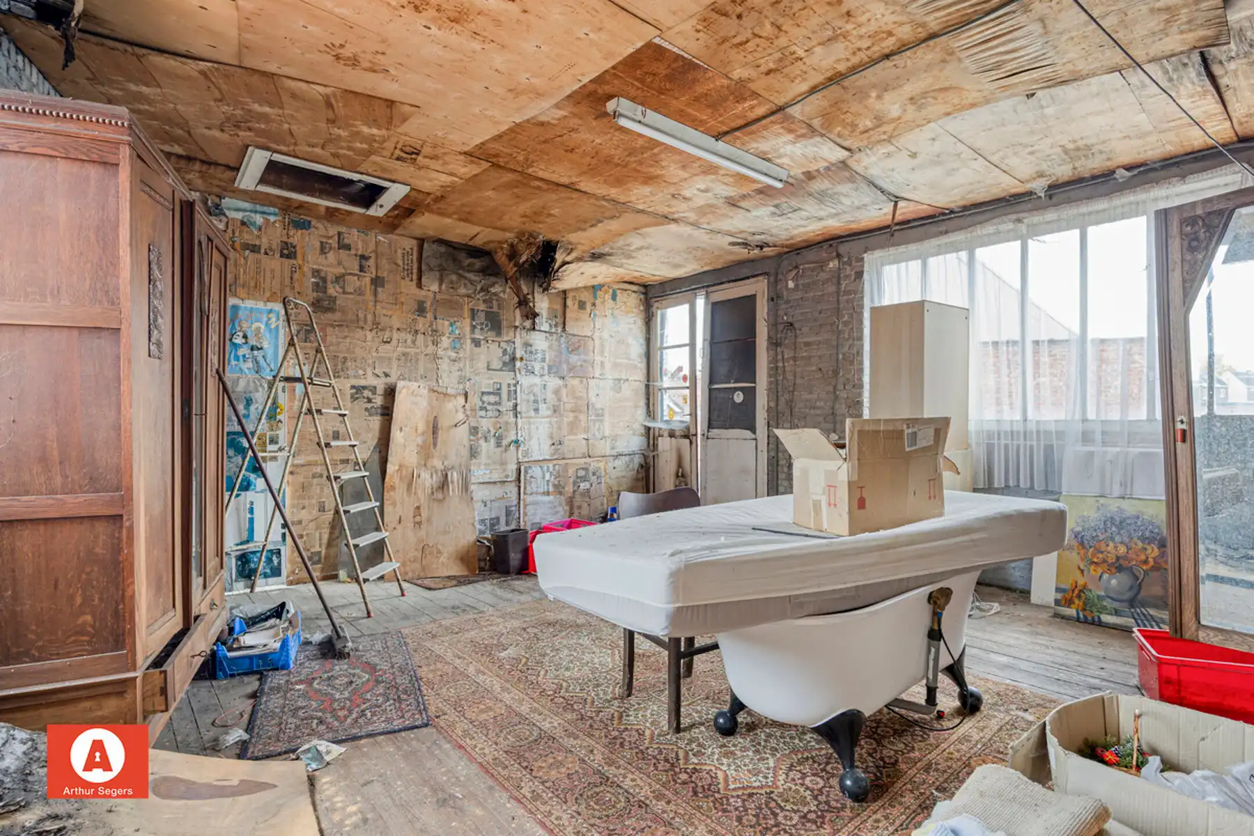 Rustig gelegen renovatieproject nabij het centrum van Opstal foto 19