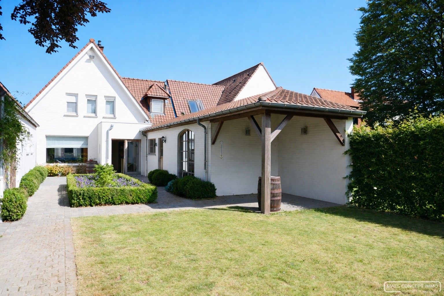 Uiterst charmante woning te huur in het centrum van Waregem foto 27