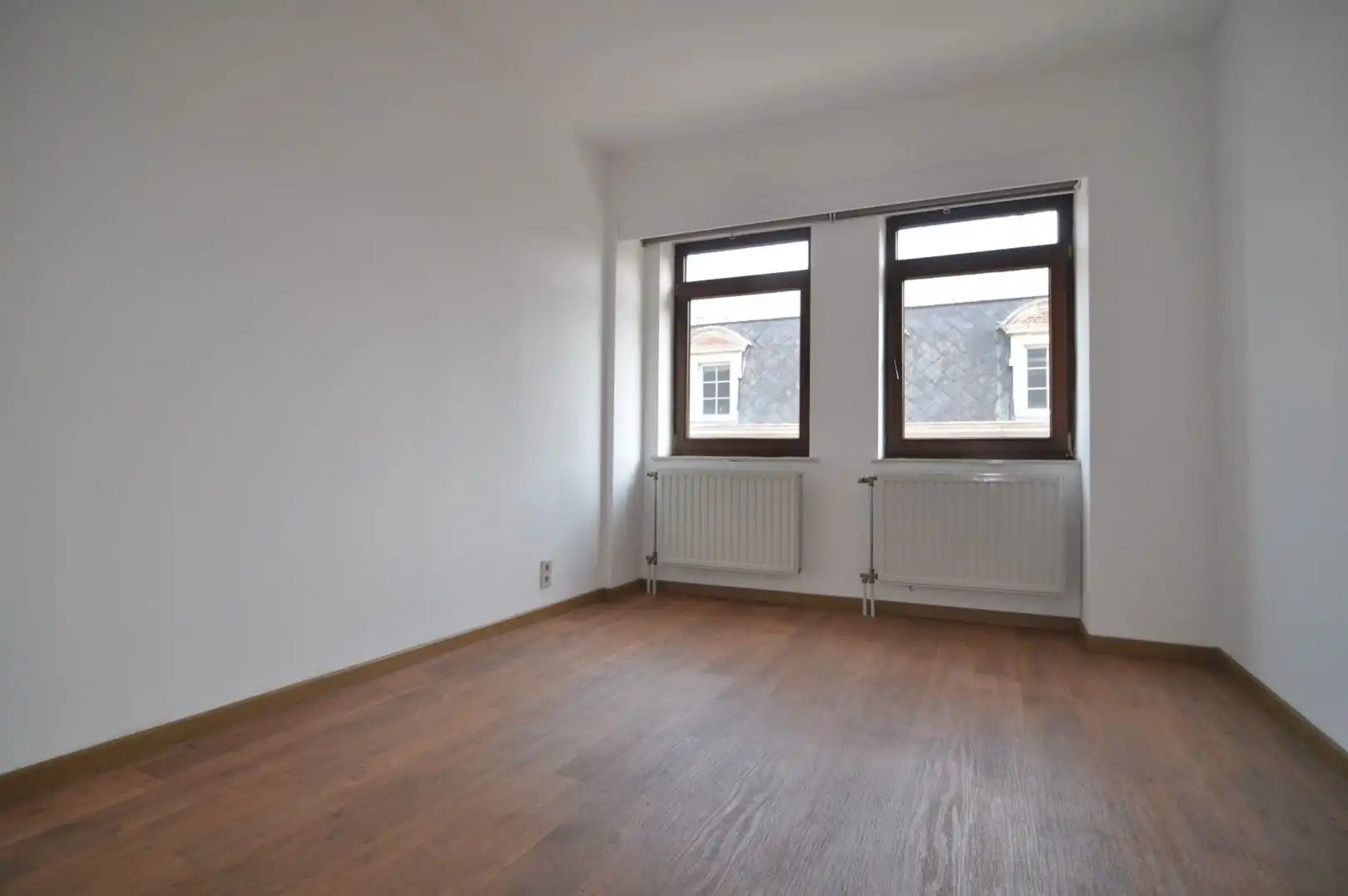 Ruim appartement met 3 slaapkamers op toplocatie in hartje Hasselt foto 5