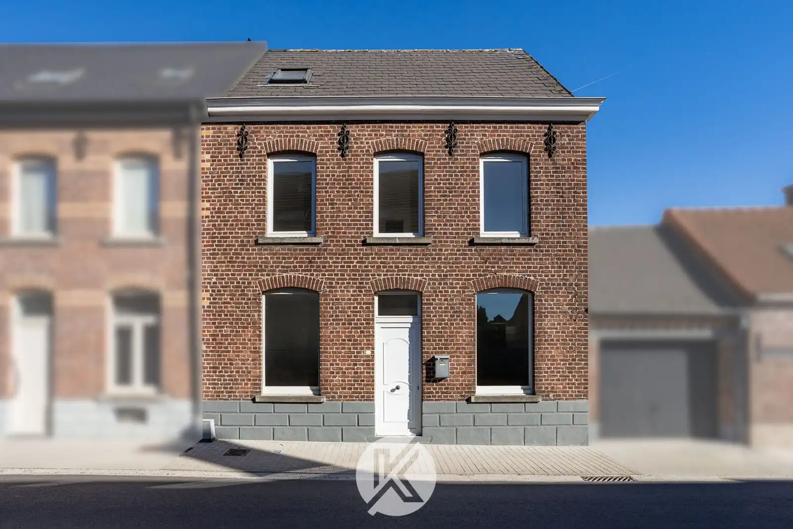 Gerenoveerde woning in een rustige straat foto 28