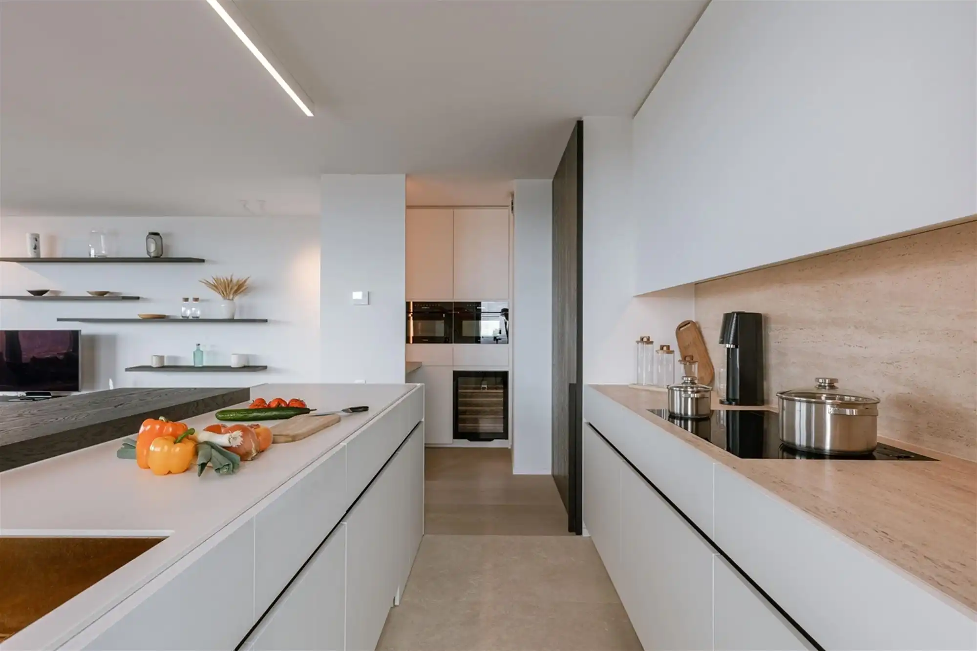 Luxueus appartement op de 22ste verdieping – Ensor Tower 1 foto 5
