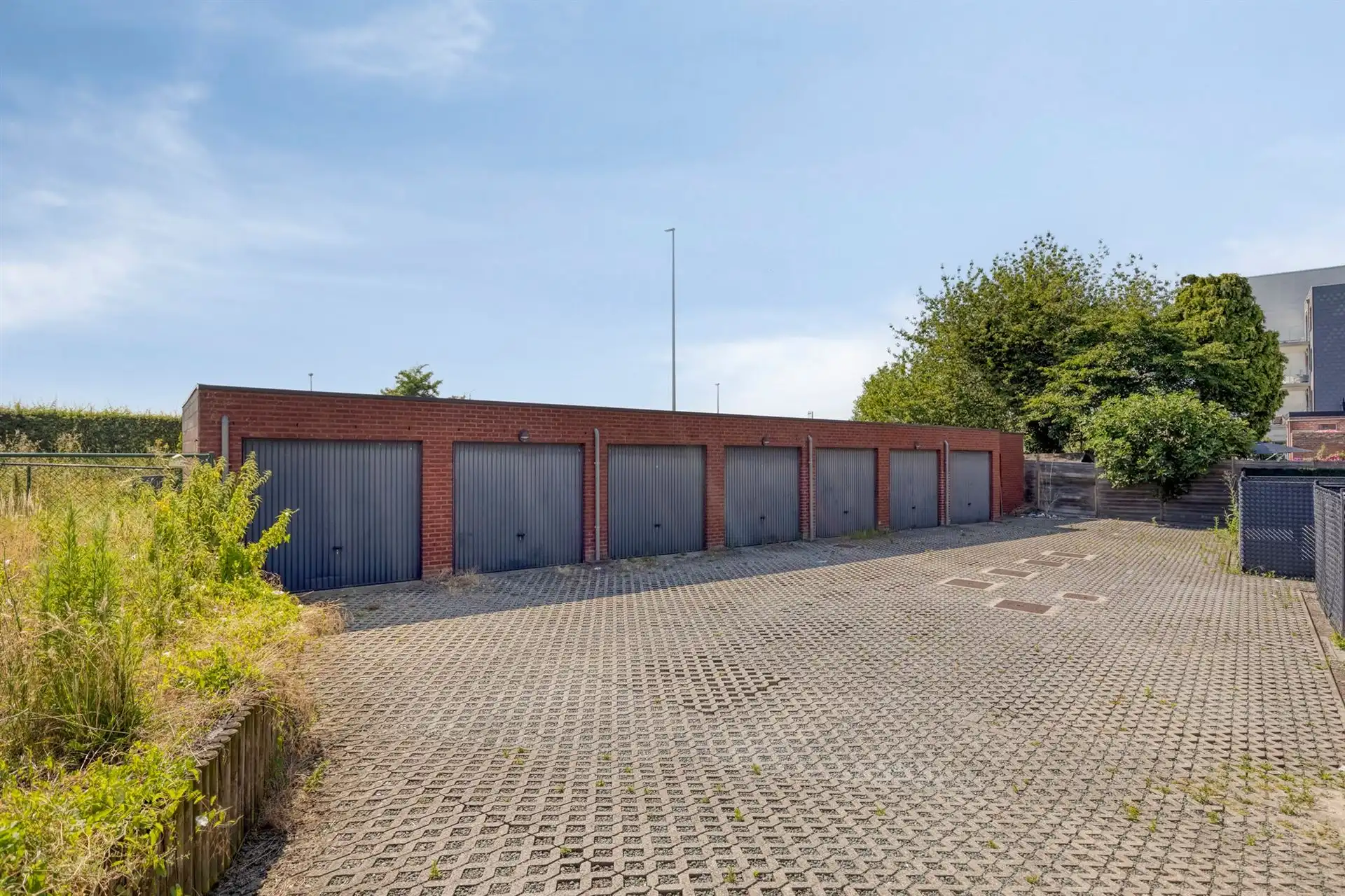 Duplex met 2 slaapkamers, terras en garage.  foto 17