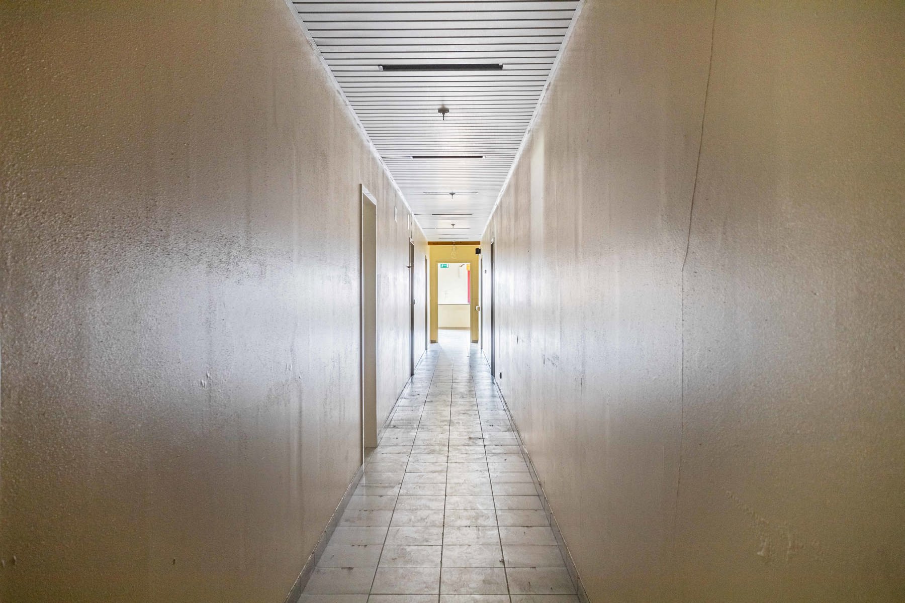 Polyvalent handelspand/kantoren pand op topligging foto 19