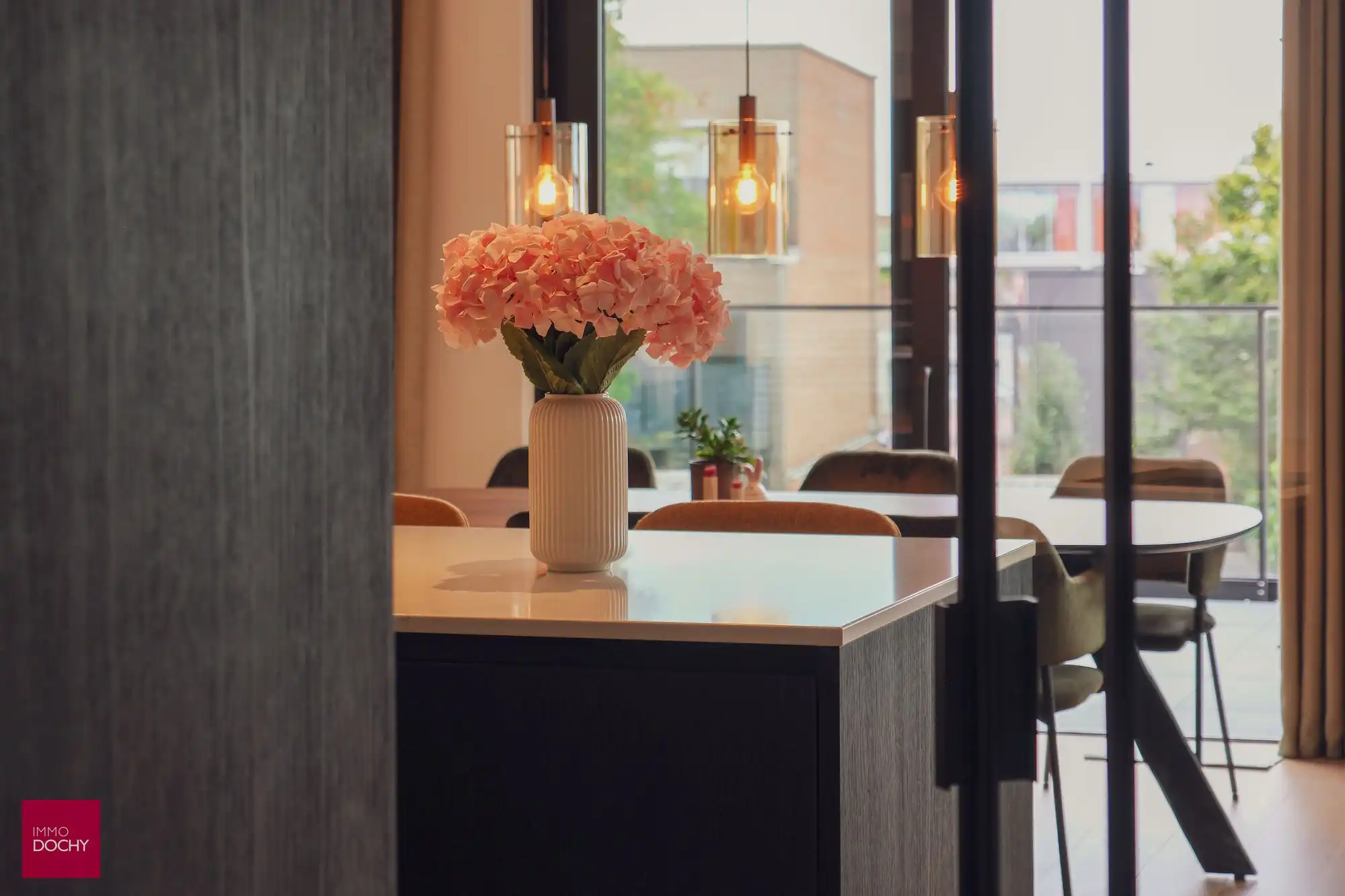 Prachtig afgewerkt appartement met ruim zonneterras centrum Waregem foto 14