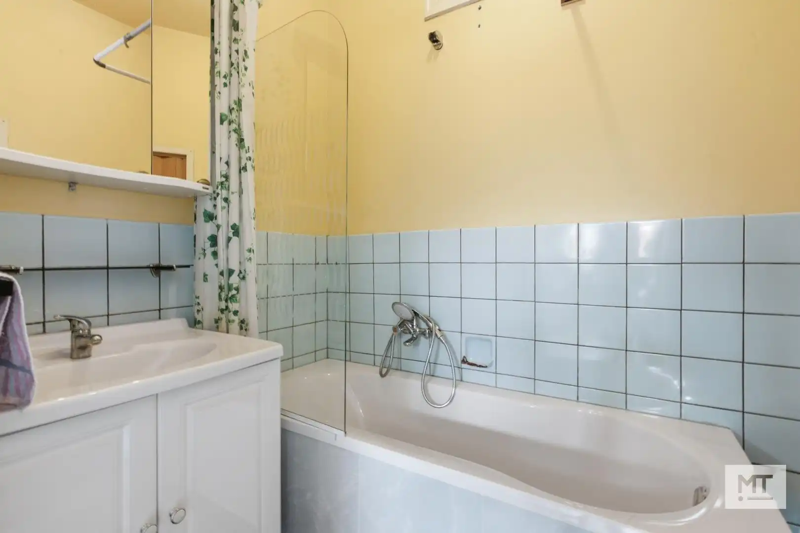 Te renoveren alleenstaande woning op een landelijke locatie in Wijtschate foto 15