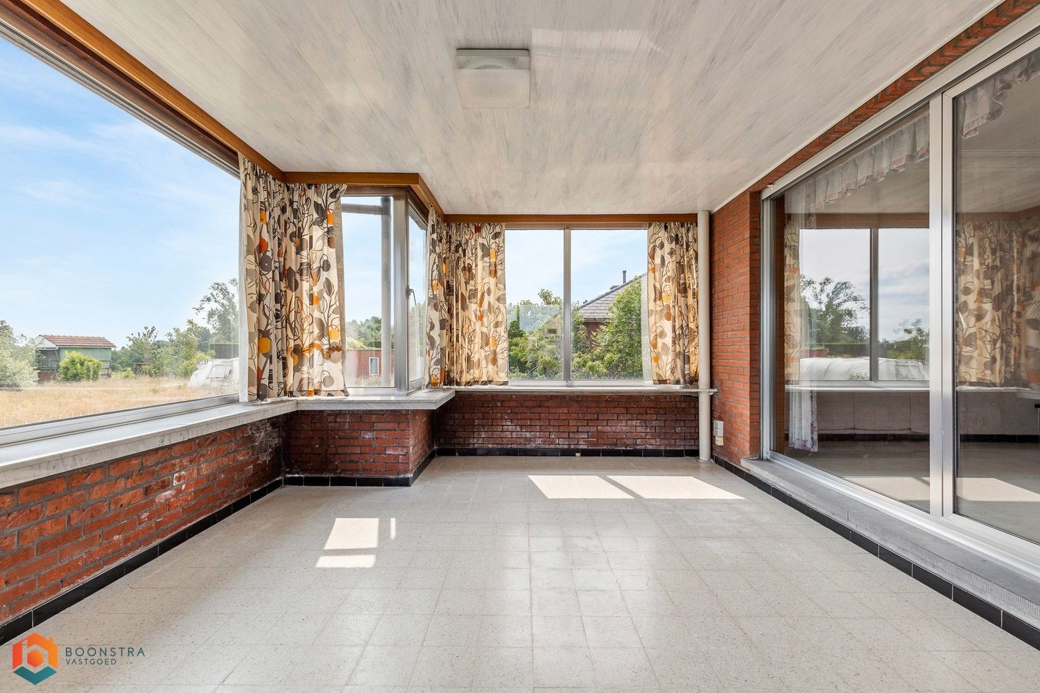 Charmante gezinswoning met 2 (mogelijks meer) slpkrs op een perceel van 4895 m². foto 12