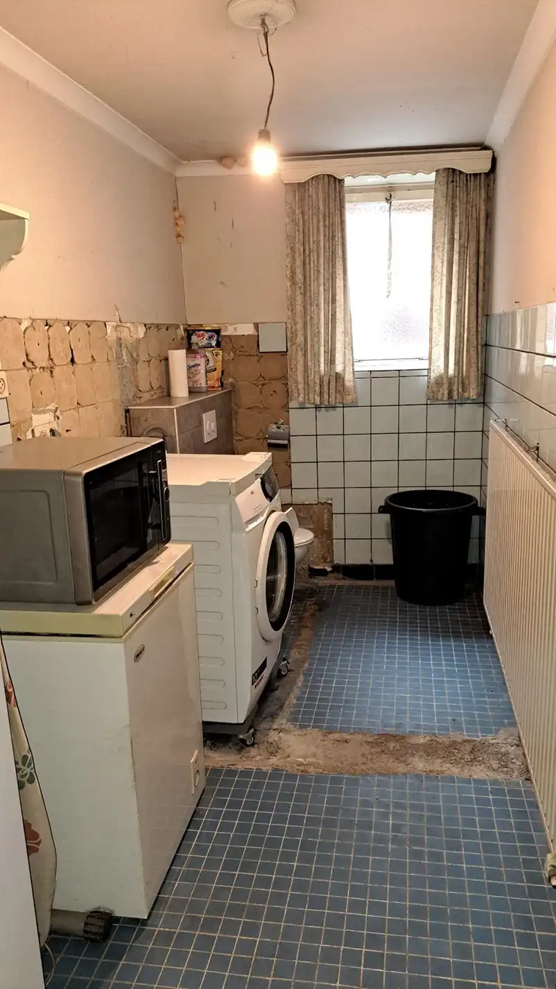 Gezinswoning met 4 slaapkamers, garage en grote tuin. foto 13