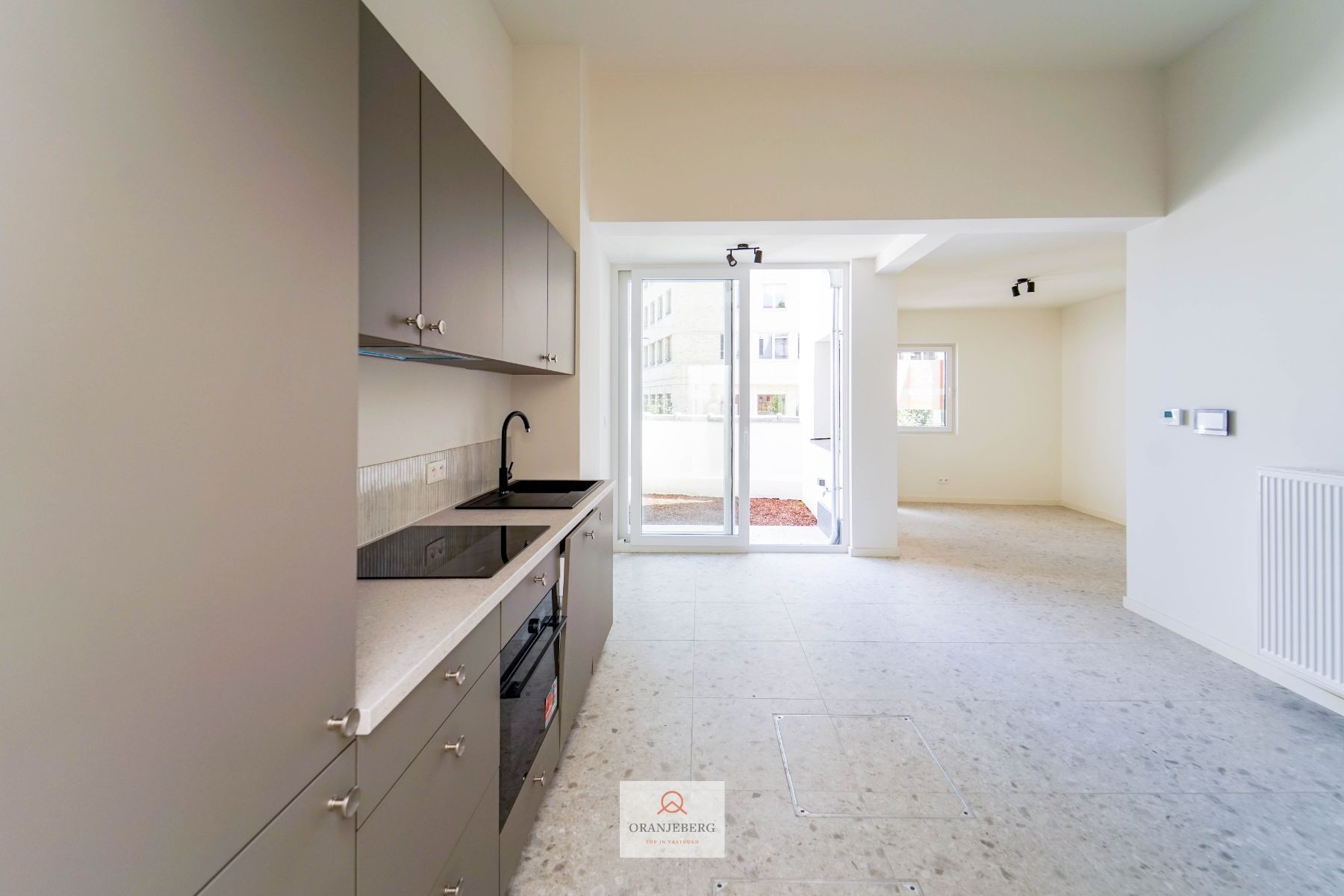 Gerenoveerd duplex-appartement op fantastische locatie! foto 7