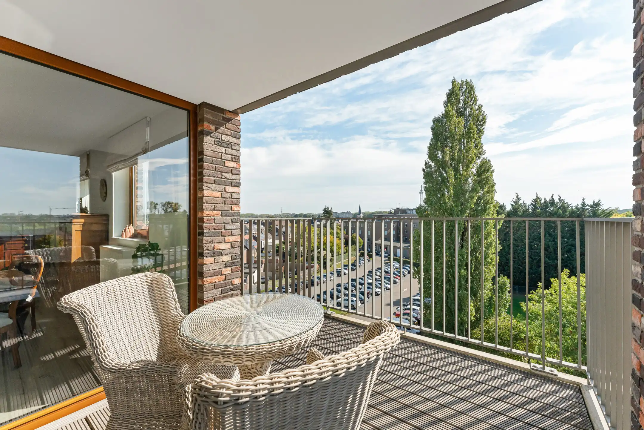 Penthouse met zonnig dakterras in hartje Bilzen foto 6