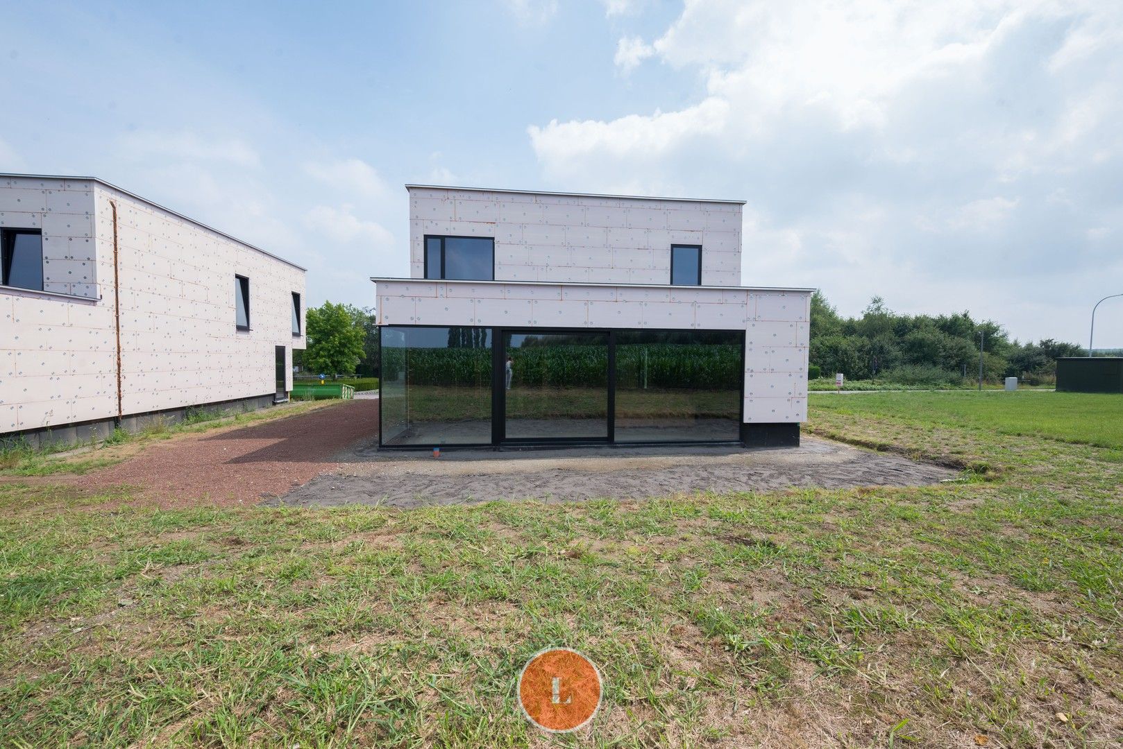 Unieke kans in Marke: Ruime casco villa op 569m² foto 22