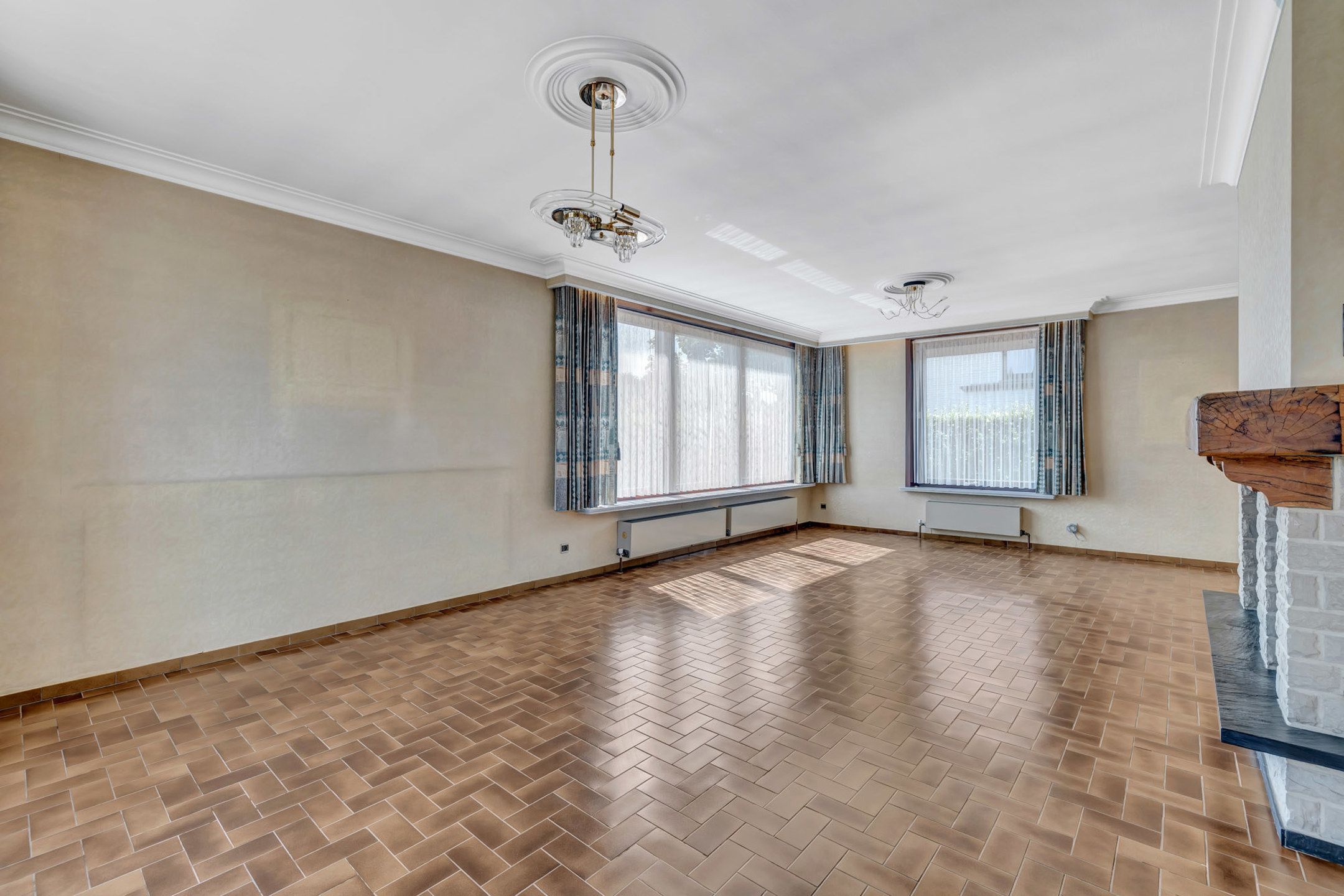 Statige villa op ruim perceel te Sint-Martens-Leerne (Deinze) foto 7