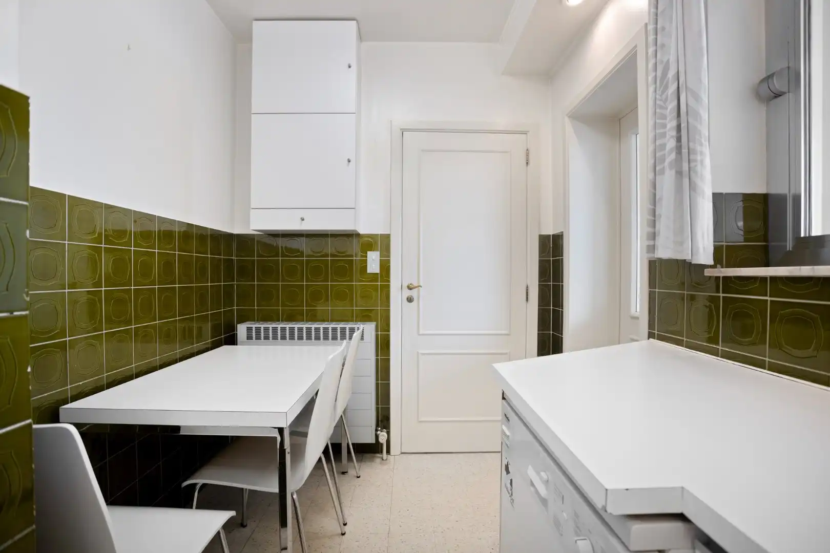 Ruim penthouse / dakappartement met 2 prachtige terrassen + zicht over Tongeren foto 15