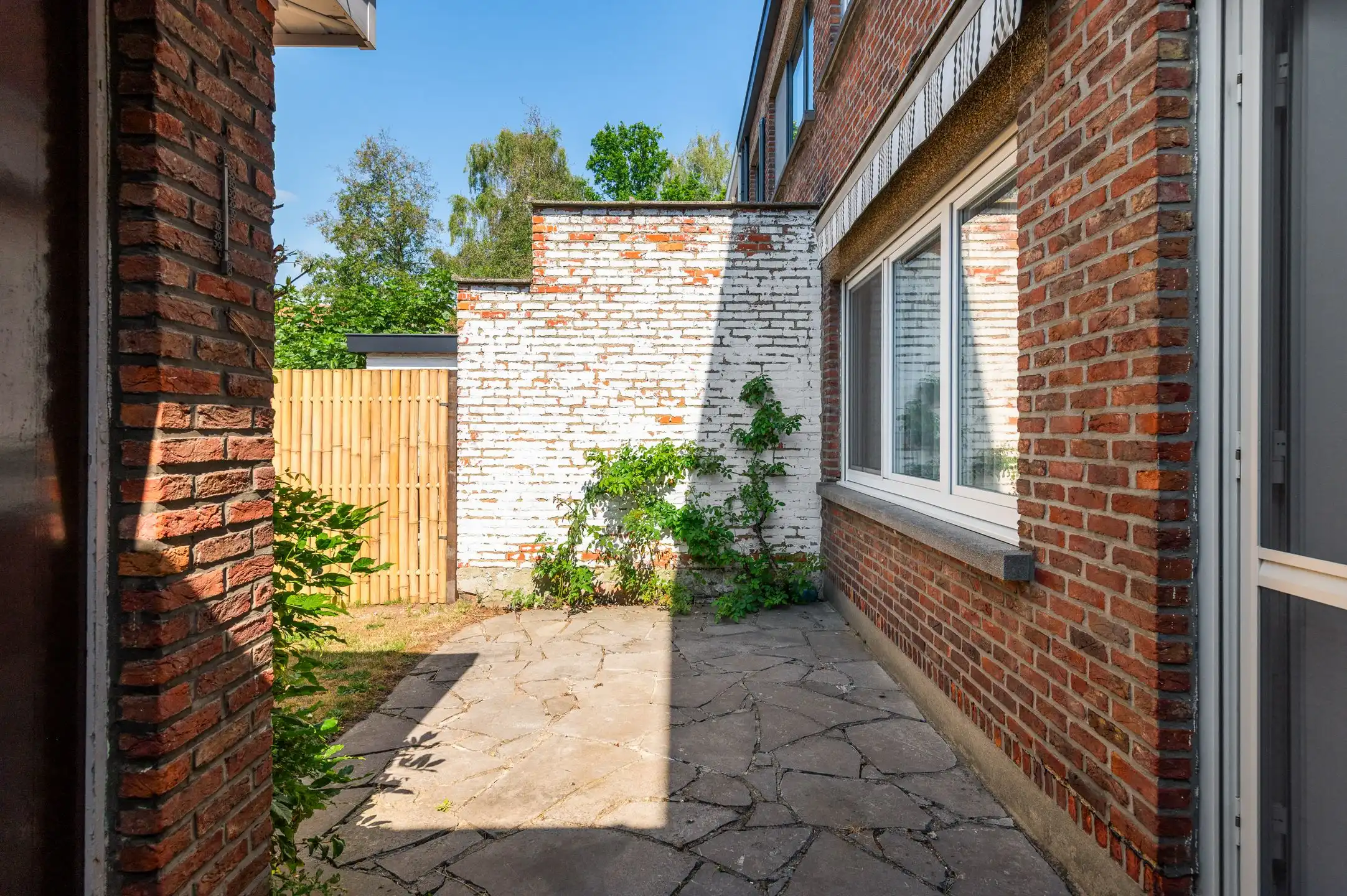 Een huis waar je nog helemaal je eigen ding mee kan doen! foto 19