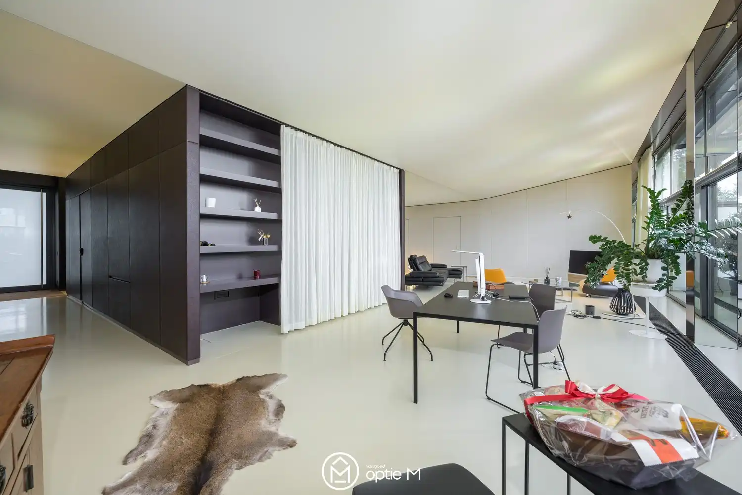 RUIME LUXE LOFT MET GROTE TERRASSEN foto 14