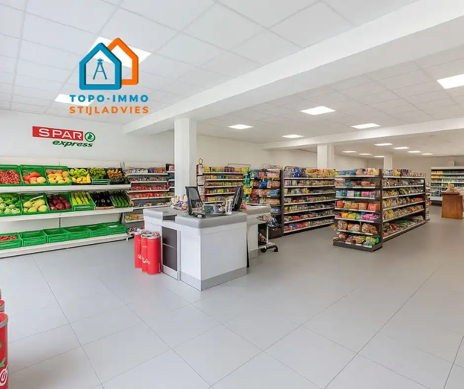 Te renoveren handelspand (315m²) met 4 staanplaatsen foto 6