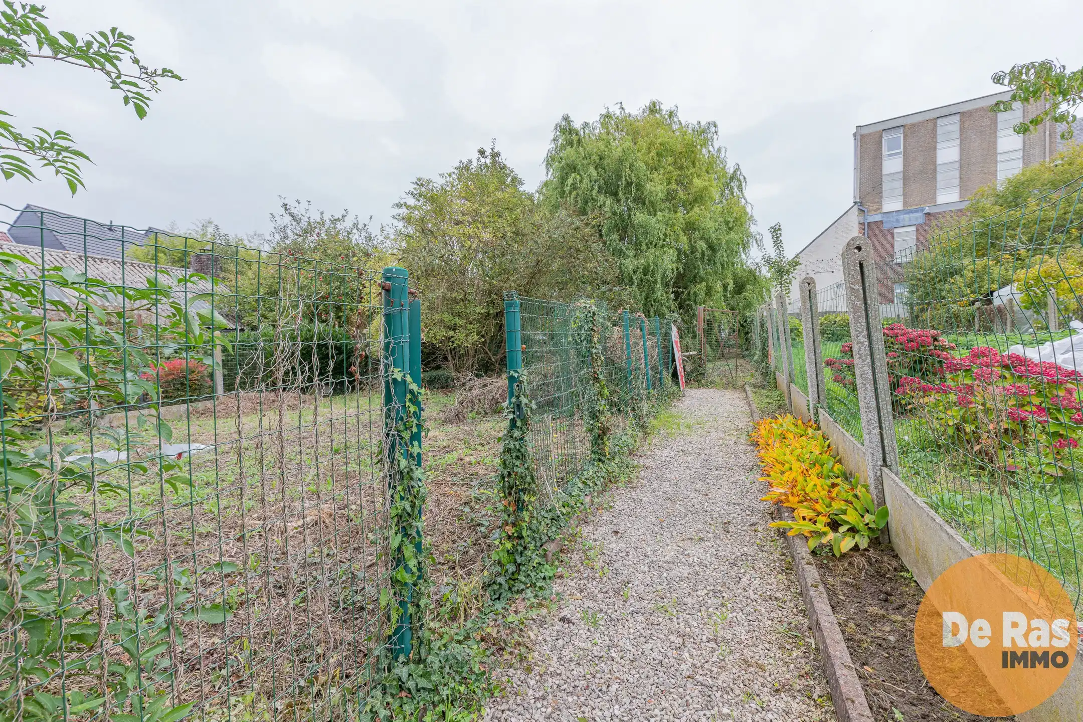 ERPE-MERE - Ruime woning met grote garage en tuin in Mere foto 26