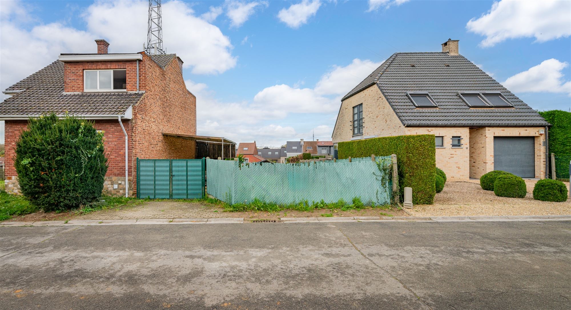 Bouwgrond te koop voor halfopen bebouwing – 369 m² foto 2