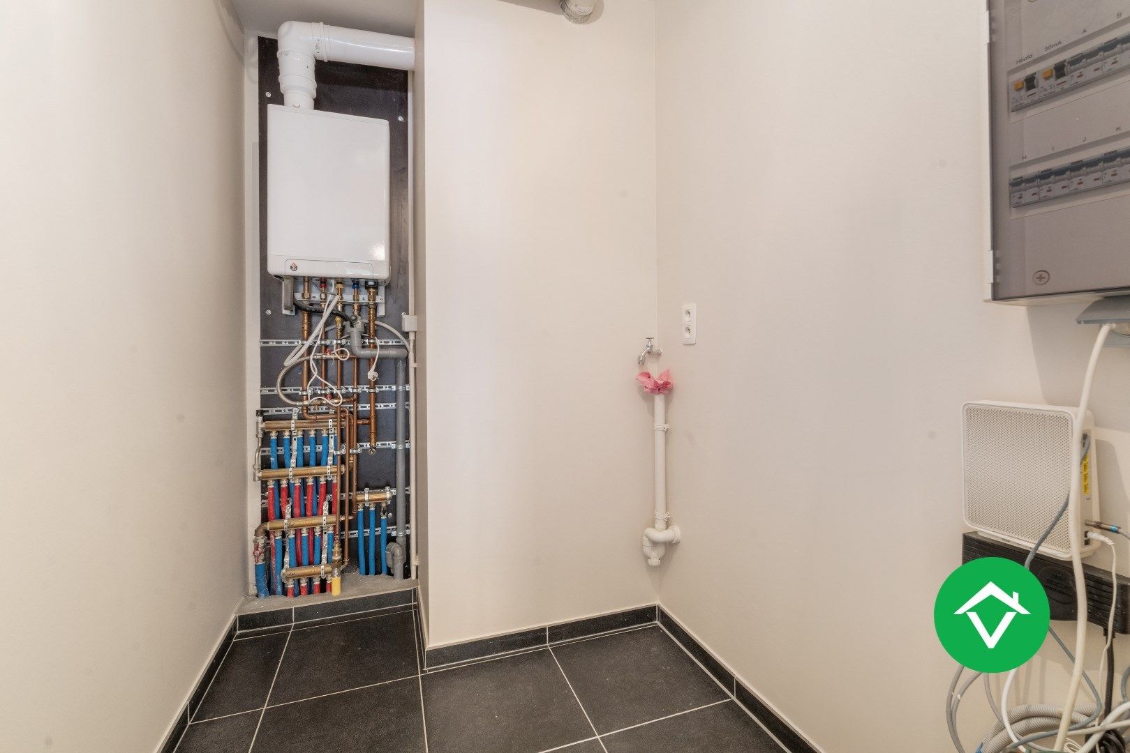 Instapklaar appartement met klassevolle afwerking te Kortemark (EPC-label A) foto 19