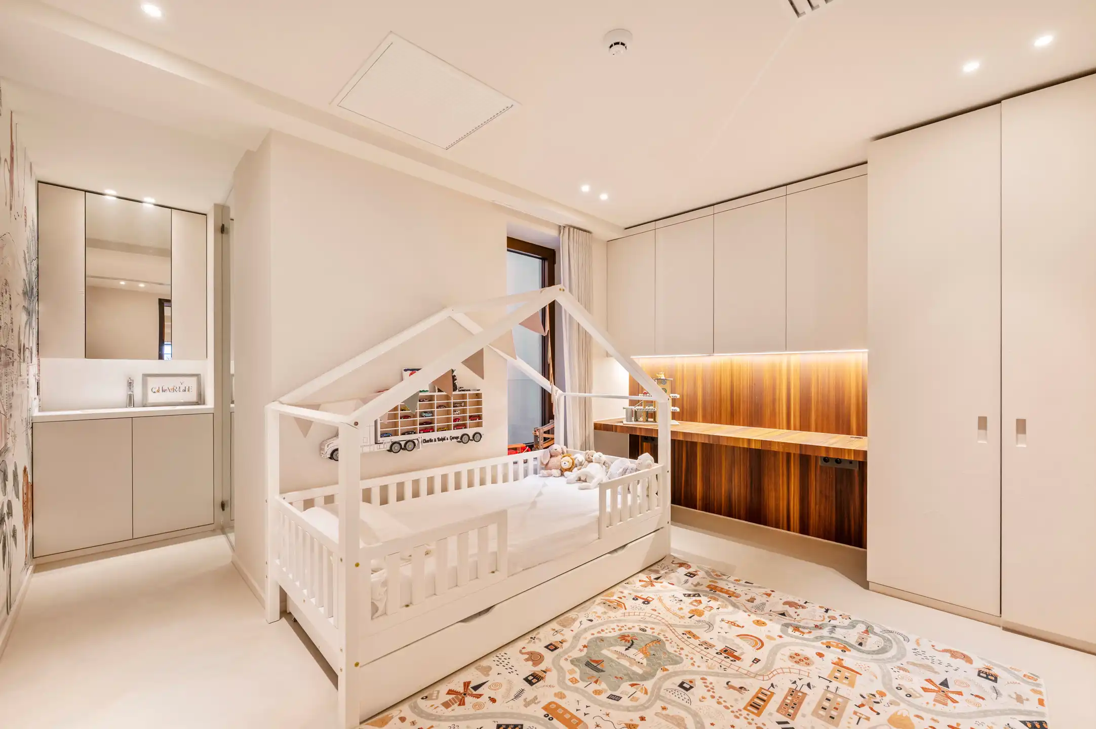 ANTWERPEN - Karaktervol appartement met alle details foto 16